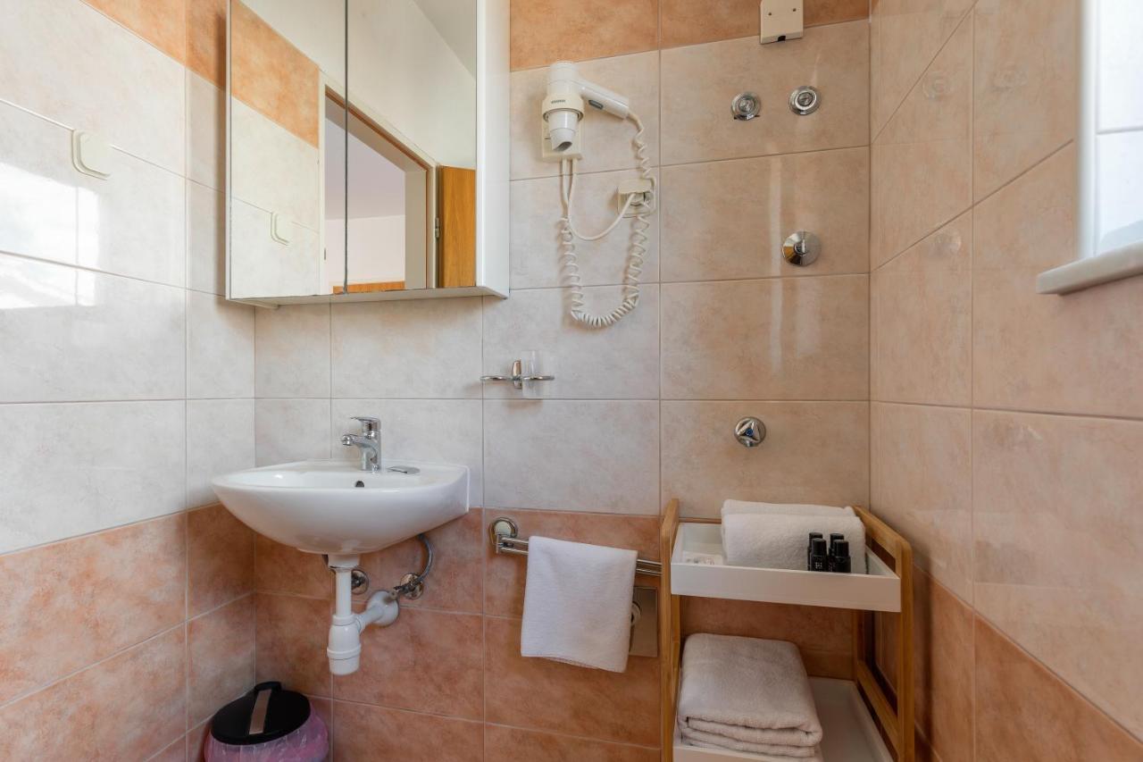 Guest house Jakic 1